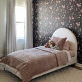 Cargar la imagen en la vista de la galería, Audrey Wallpaper by Hearten Design