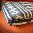 Load image into Gallery viewer, Alpaca Wool Throw Blanket - Alpaca Design
