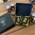 Load image into Gallery viewer, Aquidneck Honey Gift Box