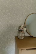 Cargar la imagen en la vista de la galería, Margaret Wallpaper by Daphne and Sage
