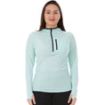 Cargar la imagen en la vista de la galería, Women's 1/4 Zip Merino Sun Hoodie - Microweight

