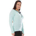 Cargar la imagen en la vista de la galería, Women's 1/4 Zip Merino Sun Hoodie - Microweight
