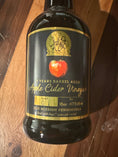 Cargar la imagen en la vista de la galería, 7 year Barrel Aged Apple Cider Vinegar
