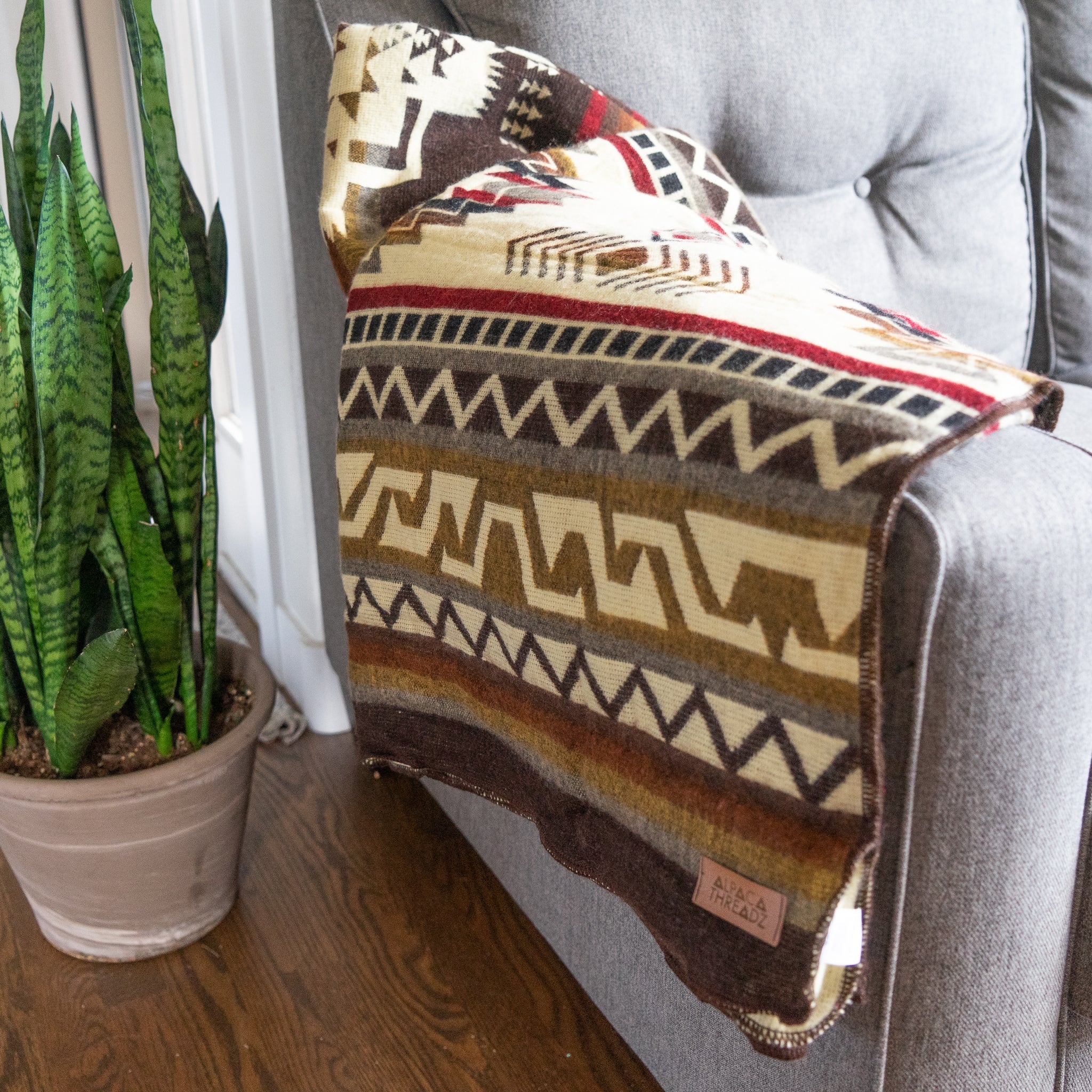 Andean Alpaca Wool Blanket - Mountain