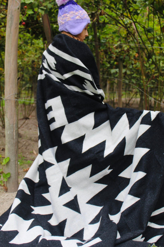 La Eva Blanket: Black and White, Alpaca Wool, Recycled Acrylic, Fair Trade 90" x 79"