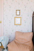 Cargar la imagen en la vista de la galería, Marta Wallpaper by Emily Cooper Art
