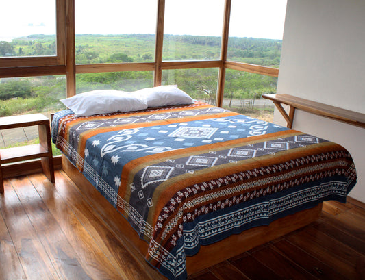 Tierra y Fuego Andes Blanket: Full Size 79" x 89"