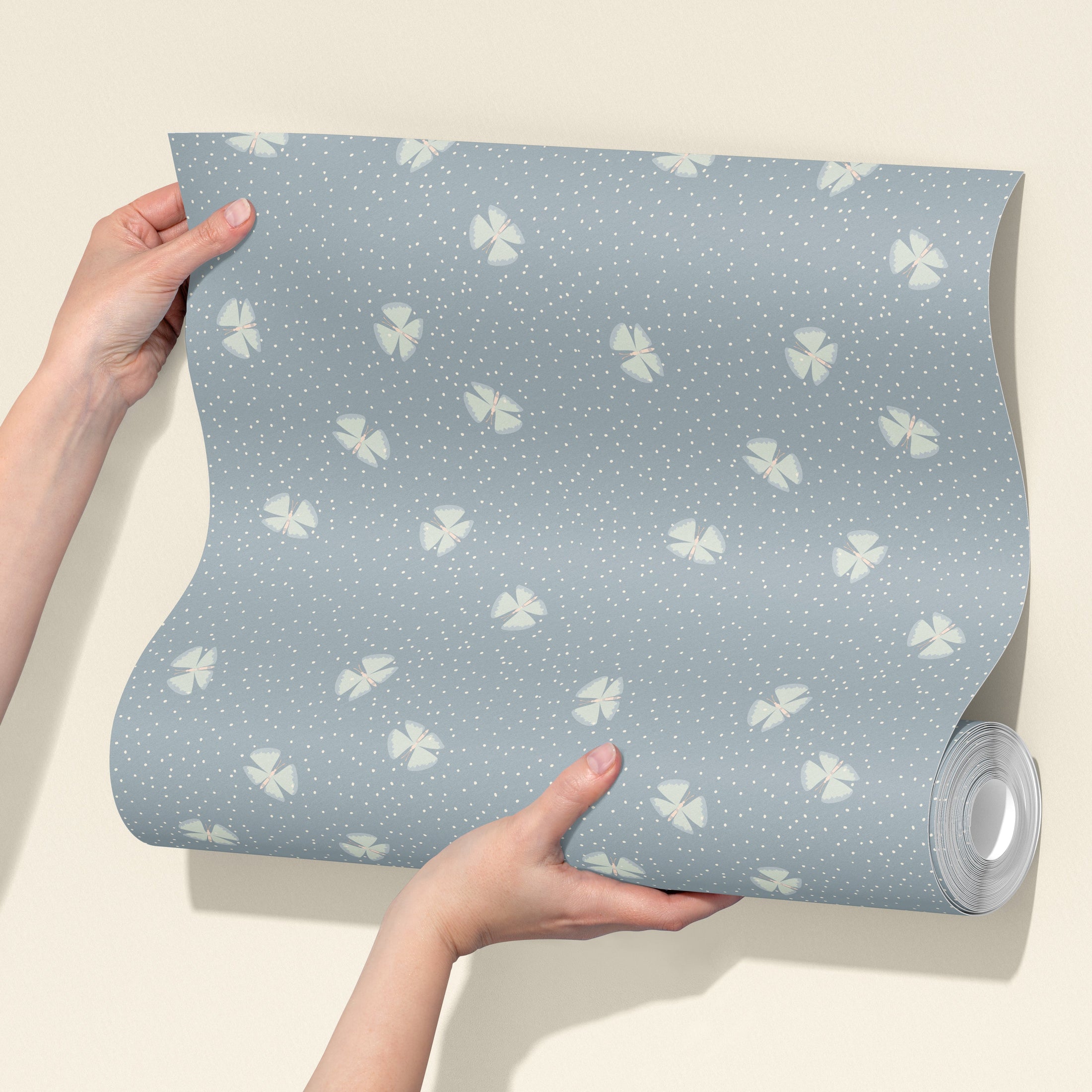 Lola Wallpaper by House of Haricot