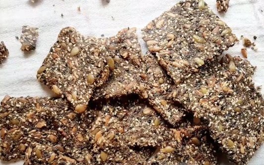 Crispy Super Seed Crackers - 2g net carb
