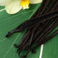 Load image into Gallery viewer, Hawaiian Grade A Vanilla Beans - Proudly Grown in the USA
