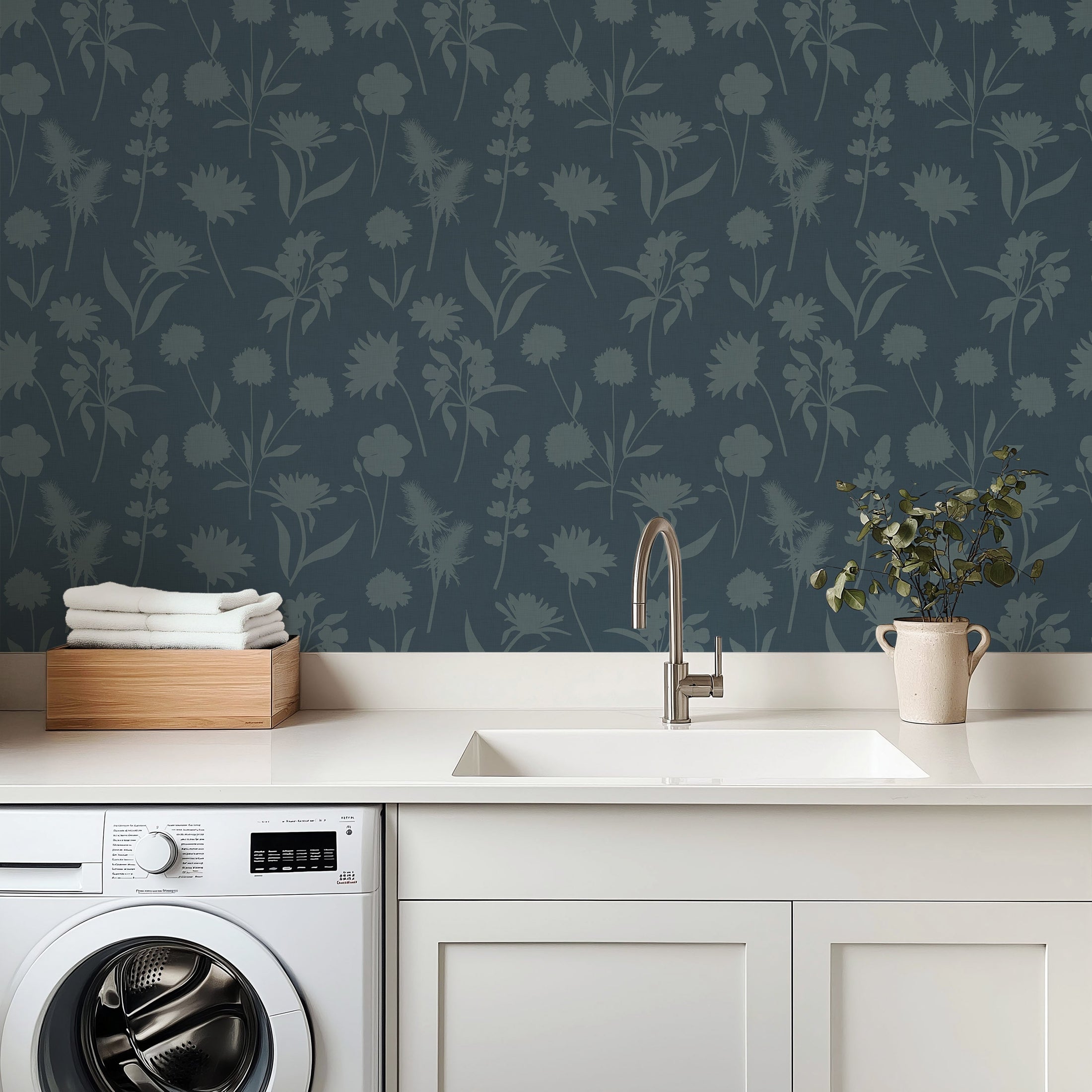Gwyneth Wallpaper by Tracy Stone Design