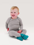 Cargar la imagen en la vista de la galería, Baby Merino Wool Long Sleeve
