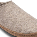 Cargar la imagen en la vista de la galería, Kyrgies Indoor Wool Slides
