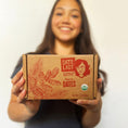Cargar la imagen en la vista de la galería, Organic Dates - 1 lb box
