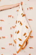 Cargar la imagen en la vista de la galería, Cow Wallpaper by Saranoni
